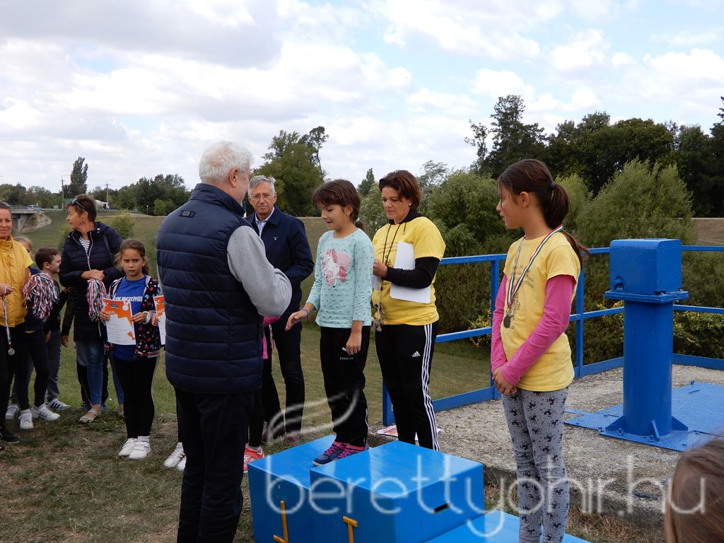 Mezei futóbajnokság Berettyóújfaluban 94